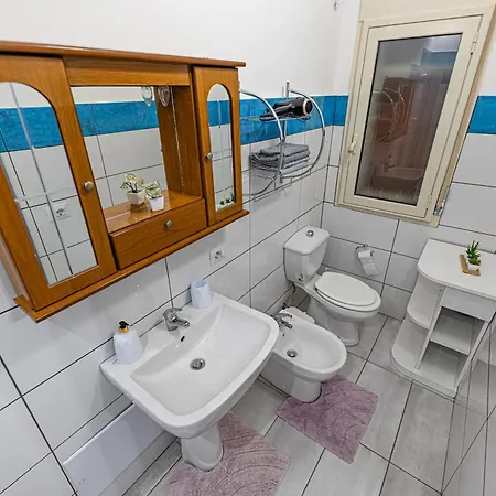 Casa Familiare Borghetto Nora 5